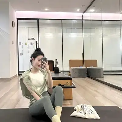 沈杰娜